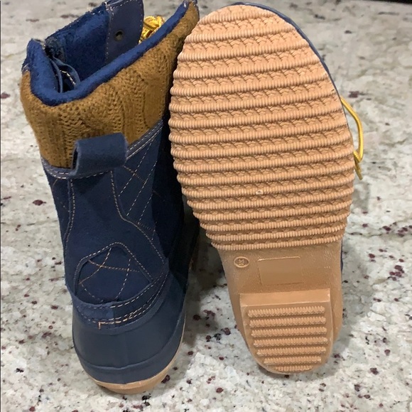 Brand New Khombu Women’s Winter /Rain Boots Size 9 - Picture 5 of 5